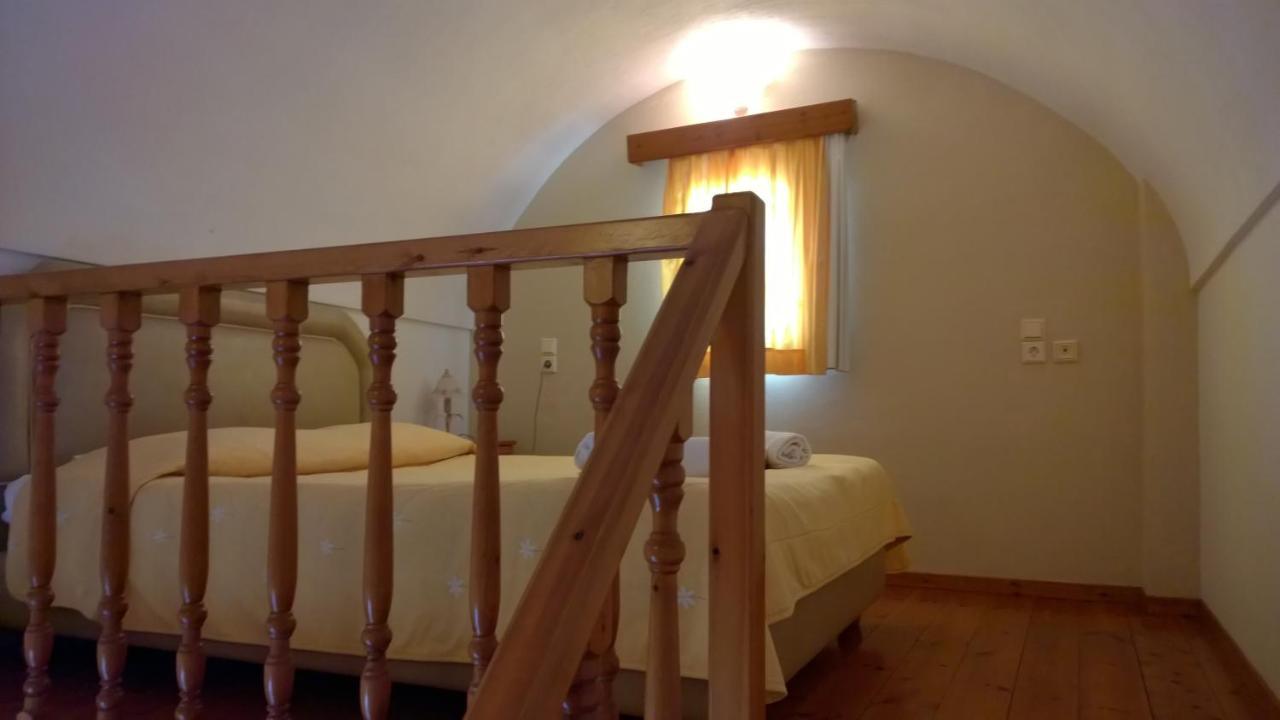 Anemomilos Suites Тира Номер фото