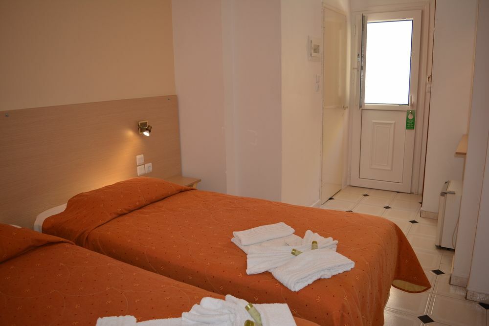 Anemomilos Suites Тира Экстерьер фото