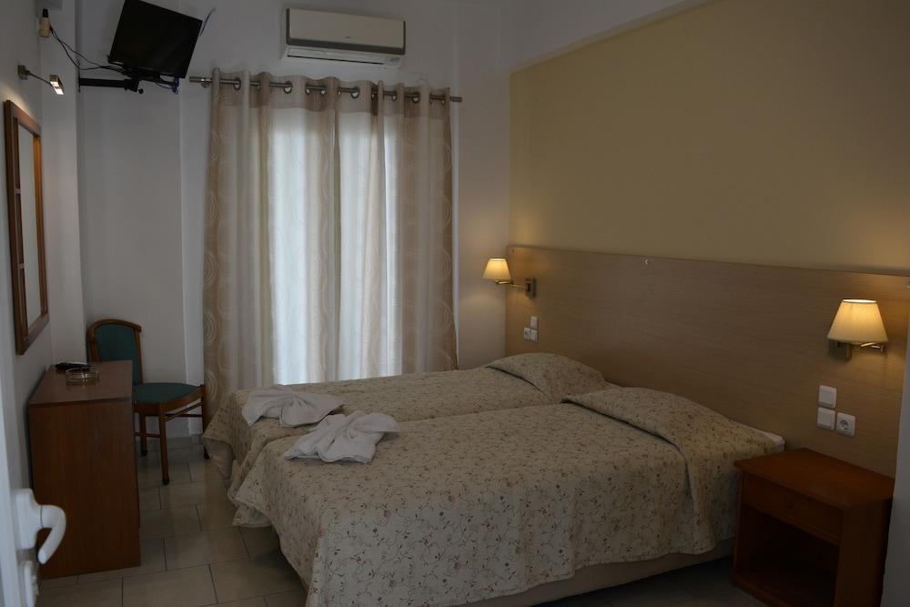 Anemomilos Suites Тира Экстерьер фото